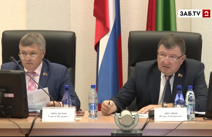 Для защиты прав горняков краевой парламент включил политические рычаги - материал 