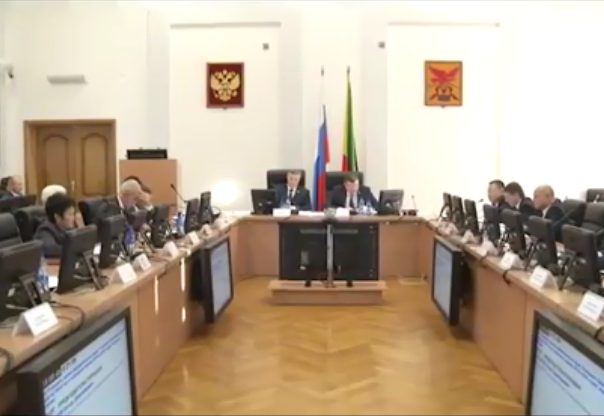 Около 40 вопросов повестки рассмотрели депутаты на ноябрьской сессии