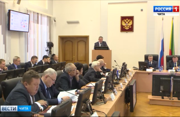 На февральской сессии депутаты краевого парламента рассмотрели 46 вопросов. О ключевом документе - законопроекте о госдолге рассказали журналисты ГТРК