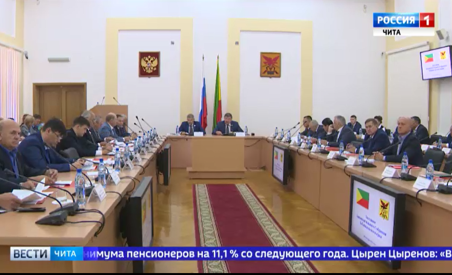 Поправки в бюджет региона рассмотрели депутаты краевого парламента на первом после каникул заседании - репортаж ГТРК